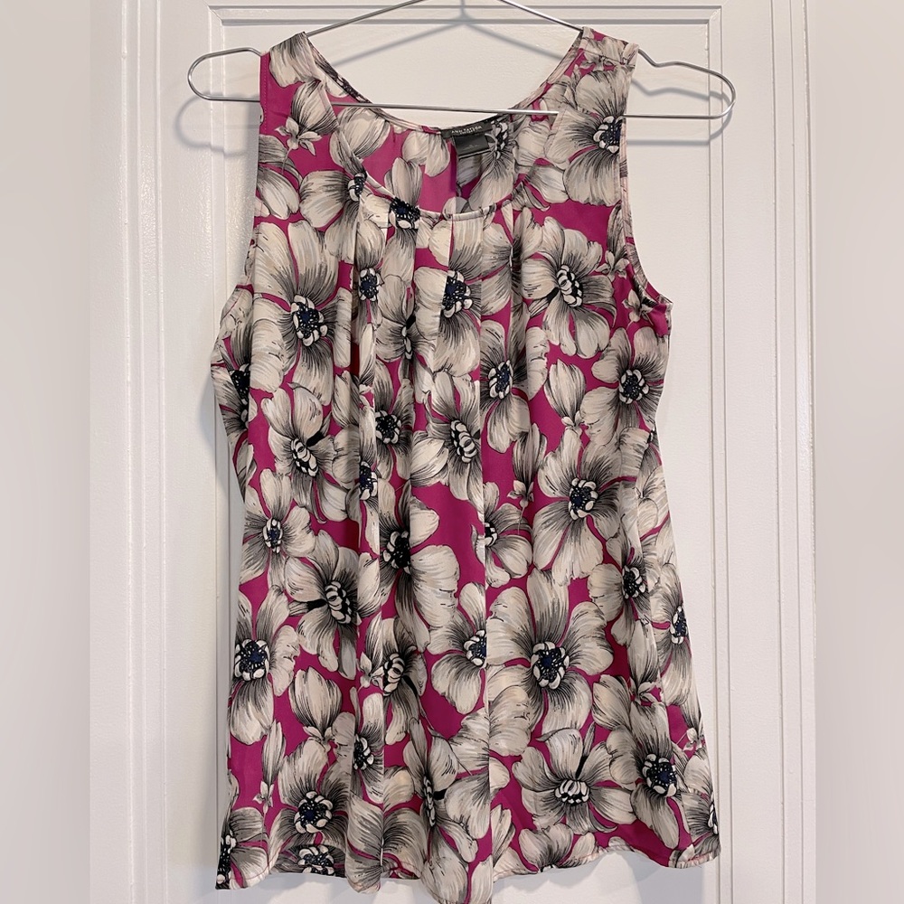 Sleeveless Top - Ann Taylor Factory - Size S